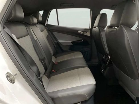Used 2024 Volkswagen ID.4 2WD image 24