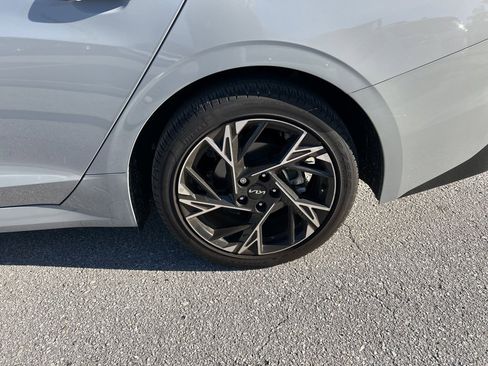 Used 2025 Kia K5 GT-Line w/ GT-Line Premium Package image 9