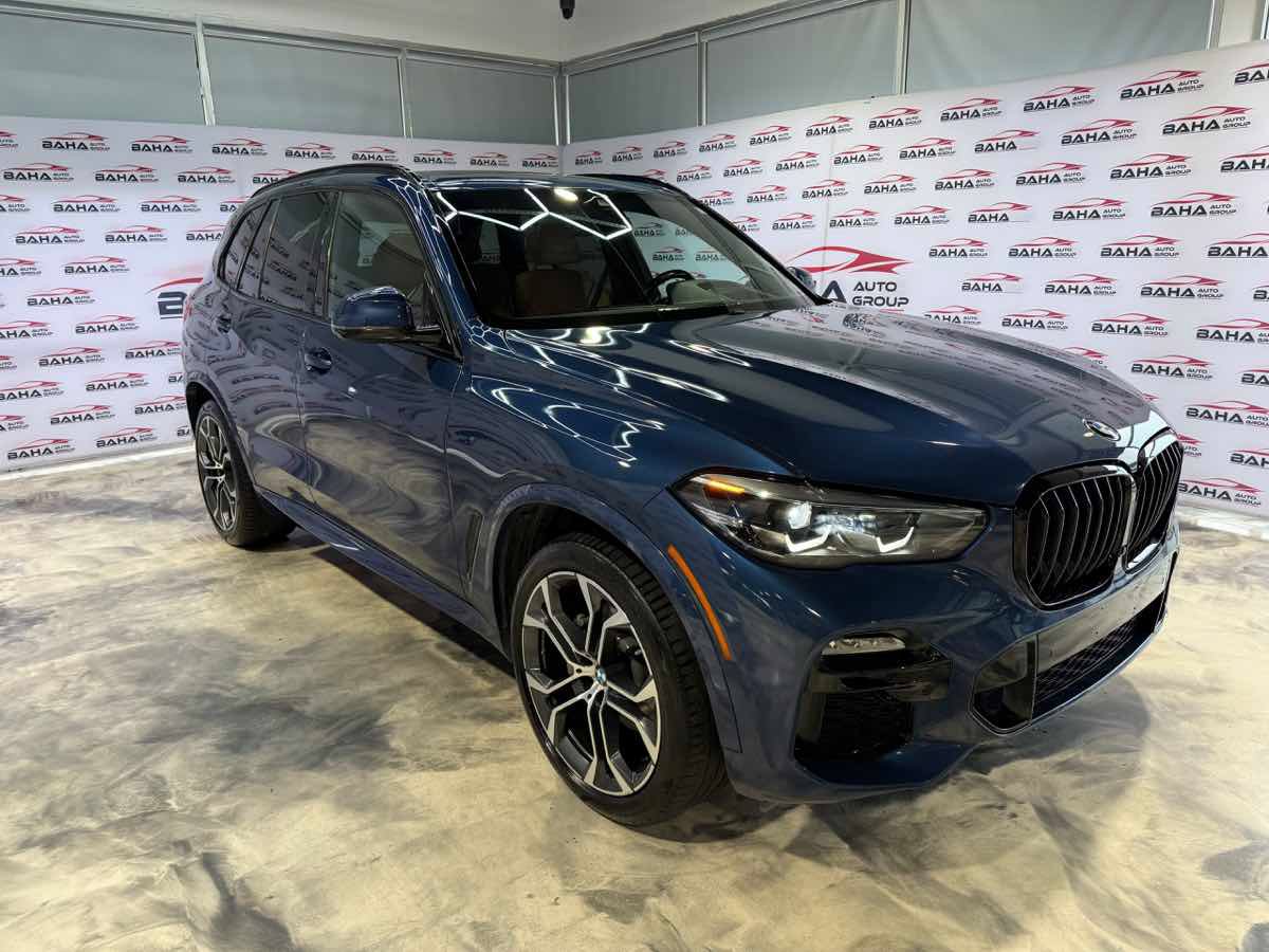 Used 2021 BMW X5 xDrive40i w/ M Sport Package AWD/4WD image 4