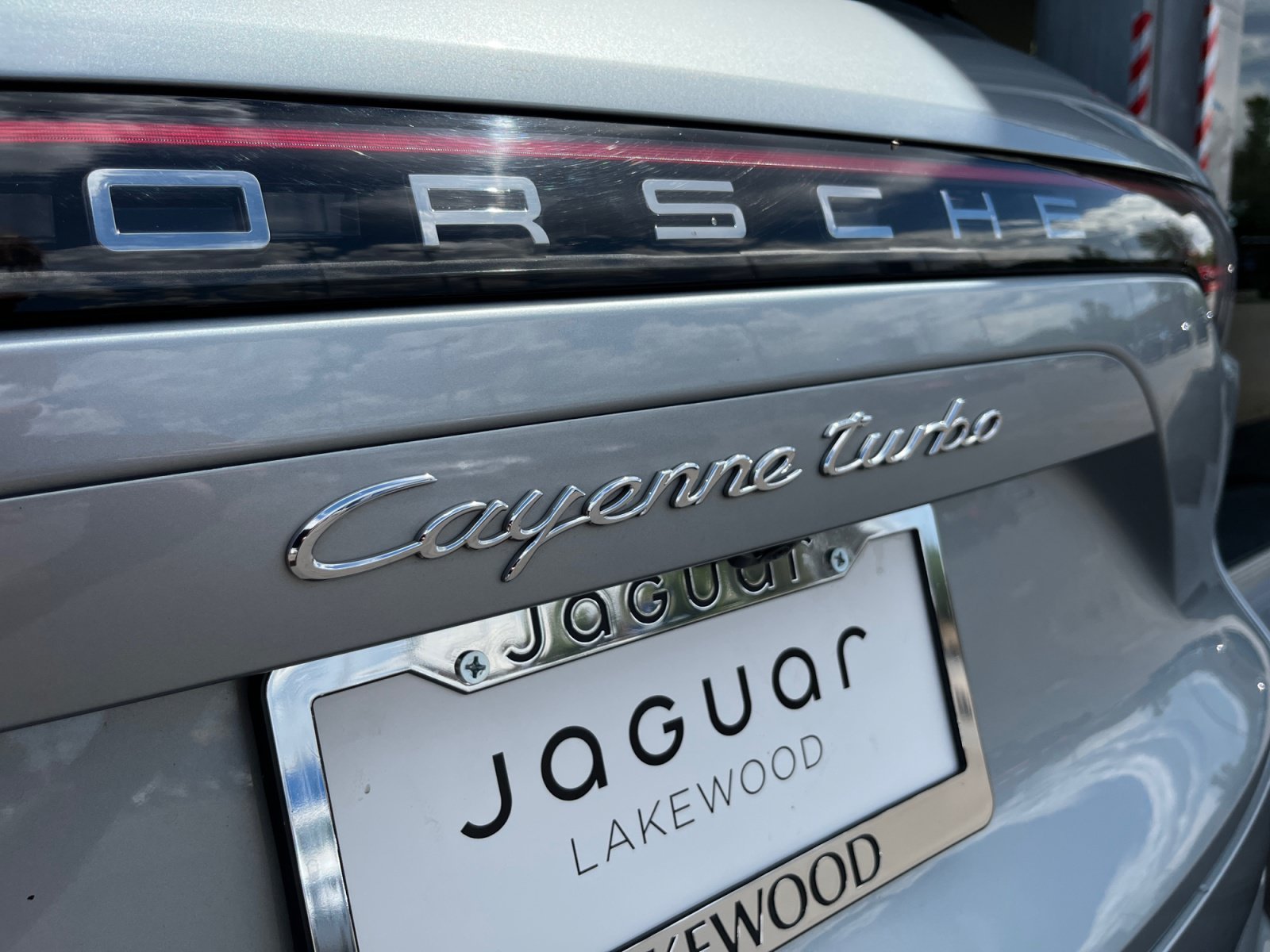 Used 2020 Porsche Cayenne Turbo AWD/4WD image 24