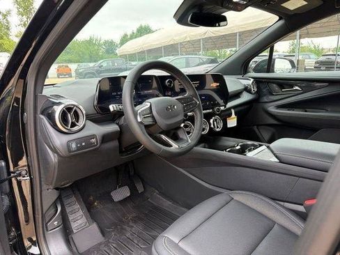 New 2026 Chevrolet Blazer EV LT AWD/4WD image 30