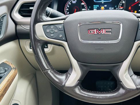 Used 2019 GMC Acadia Denali w/ LPO, Floor Liner Package image 21