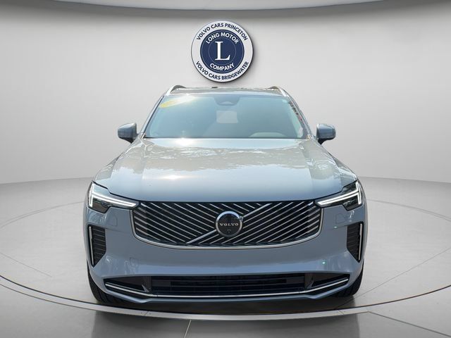 Certified 2026 Volvo XC90 B6 Plus AWD/4WD image 14