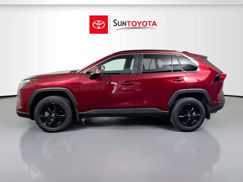 Used 2025 Toyota RAV4 XLE w/ Convenience Package FWD image 7