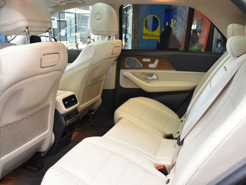 Used 2020 Mercedes-Benz GLE 350 4MATIC w/ 3rd Row Seat Package image 24