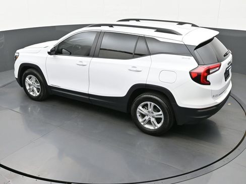 Used 2023 GMC Terrain SLE w/ Driver Convenience Package image 38