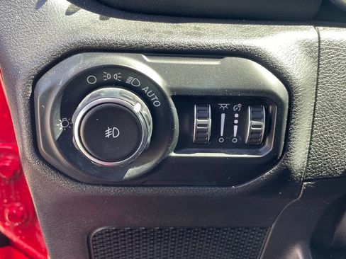 Used 2020 Jeep Wrangler Unlimited Rubicon w/ Quick Order Package 28Y Recon image 10