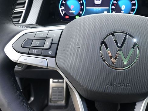 New 2026 Volkswagen Atlas Cross Sport SEL Premium R-Line AWD/4WD image 15
