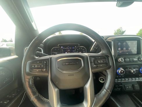Used 2022 GMC Sierra 2500 Denali AWD/4WD image 13
