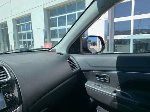 Used 2015 Mitsubishi Outlander Sport SE FWD image 15