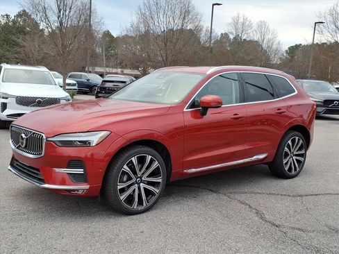 Certified 2023 Volvo XC60 B5 Ultimate image 10