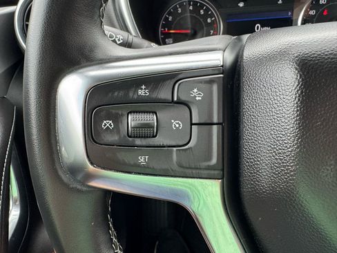 Used 2024 Chevrolet Blazer LT FWD image 17