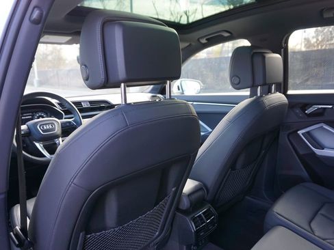 Used 2022 Audi Q3 2.0T Premium image 15