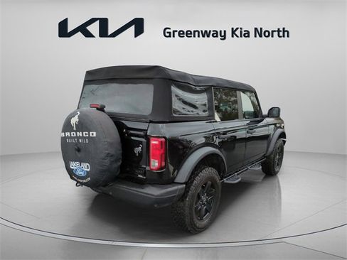 Used 2024 Ford Bronco Black Diamond image 8