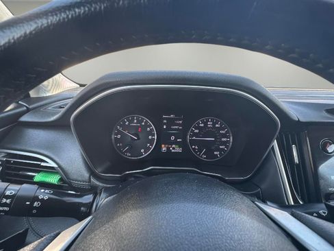 Used 2020 Subaru Outback Limited image 12