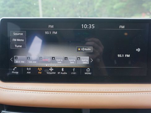 Used 2024 INFINITI QX60 Sensory w/ Cargo Package AWD/4WD image 11