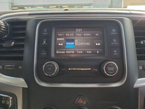 Used 2021 RAM 1500 Classic SLT image 12