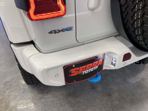 Used 2024 Jeep Wrangler High Altitude image 13