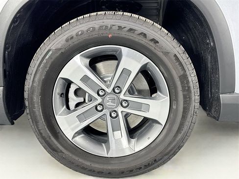 New 2025 Honda Pilot EX-L image 13