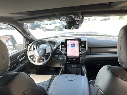 New 2025 RAM 2500 Laramie image 17