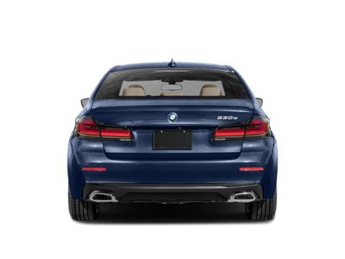 Used 2023 BMW 530e w/ M Sport Package RWD image 8