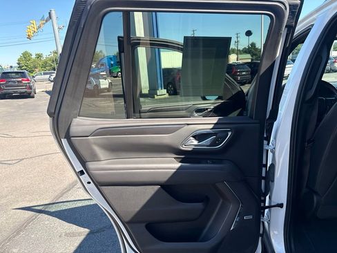 Used 2022 Chevrolet Tahoe RST w/ Sport Performance Package AWD/4WD image 28