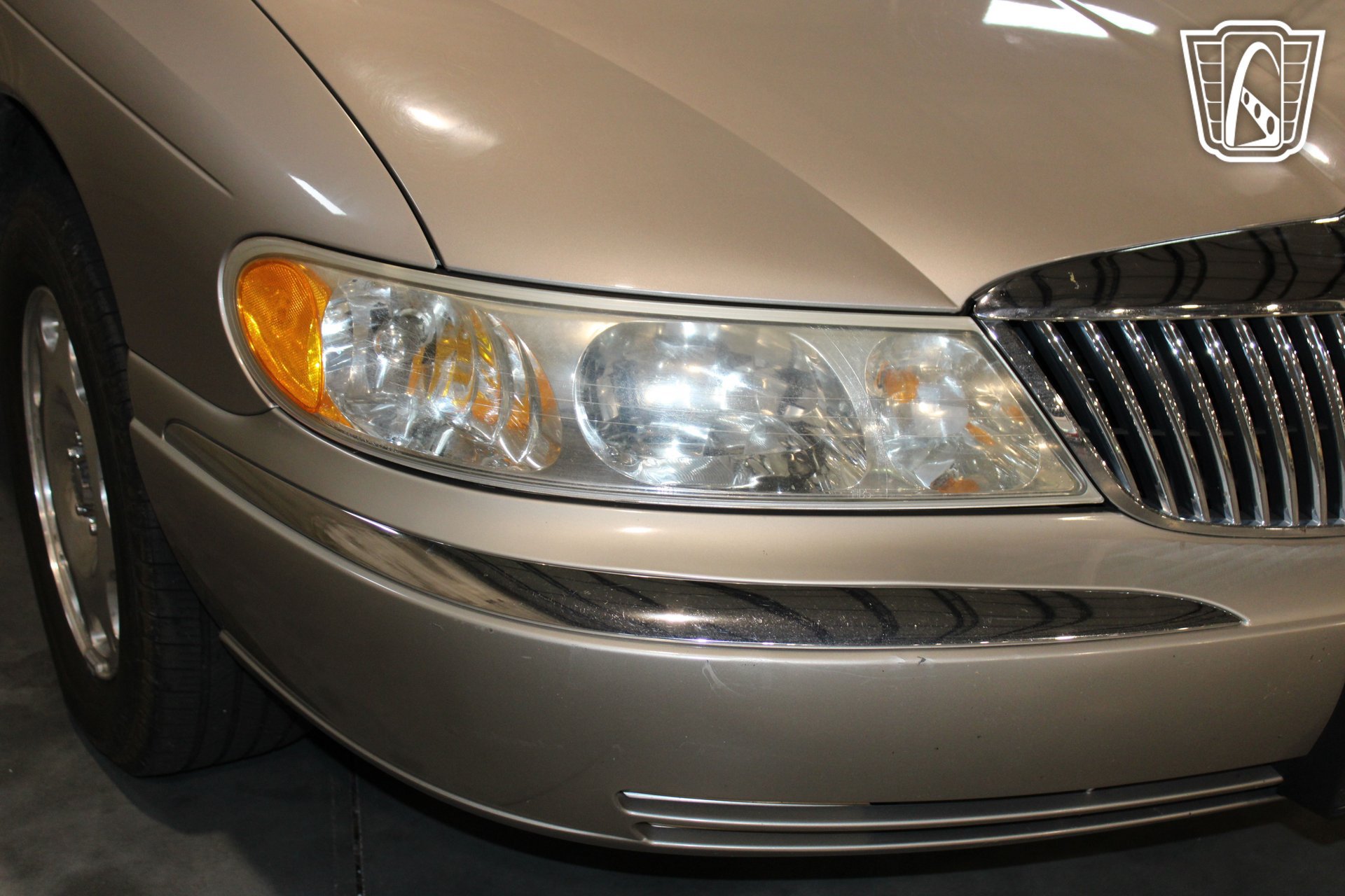 Used 1999 Lincoln Continental FWD image 36
