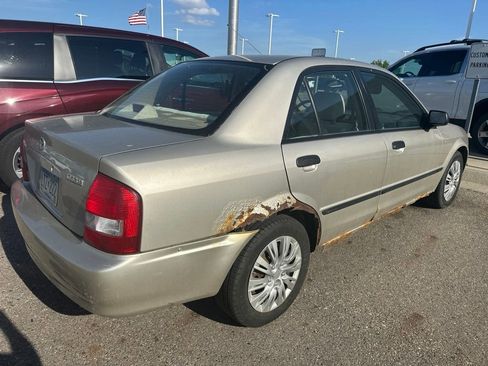 Used 2002 MAZDA Protege FWD image 8