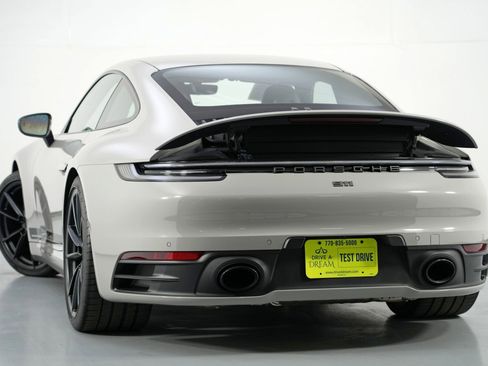 Used 2024 Porsche 911 Carrera T image 6