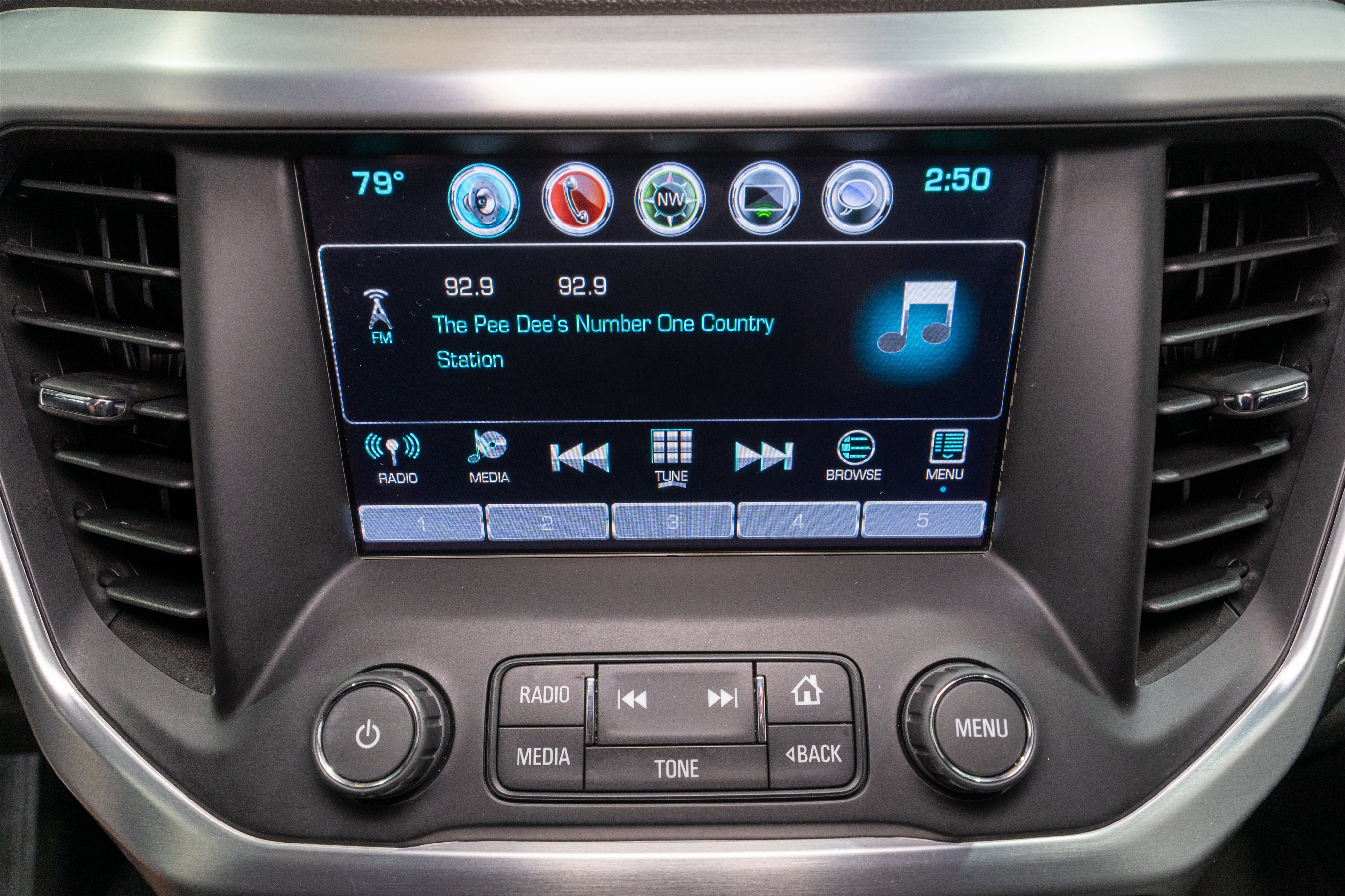 Used 2018 GMC Acadia SLT FWD image 15