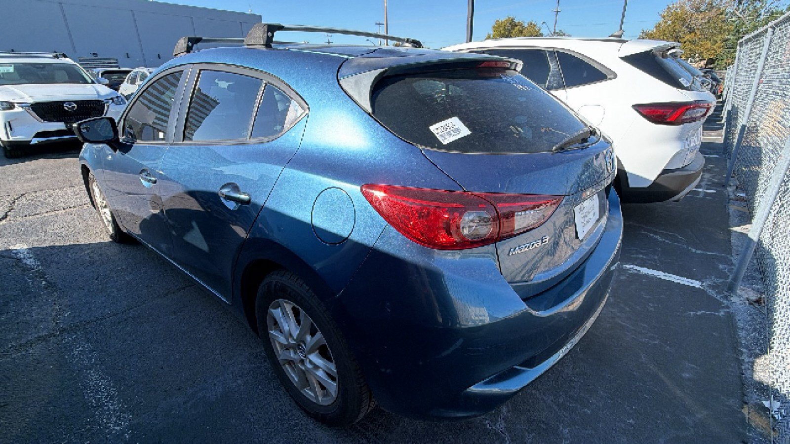 Used 2017 MAZDA MAZDA3 Sport FWD image 13