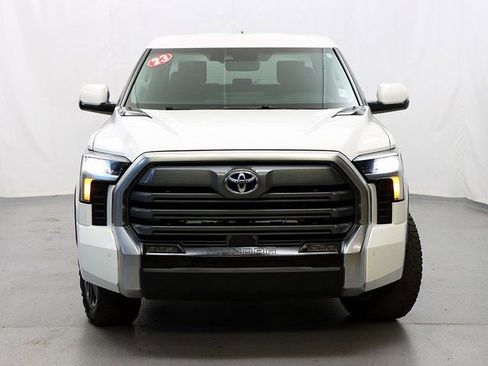 Used 2023 Toyota Tundra Limited AWD/4WD image 5