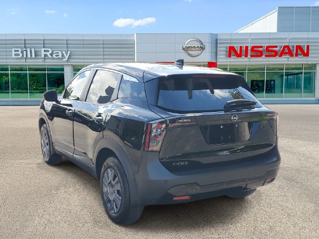 Used 2025 Nissan Kicks S FWD image 4