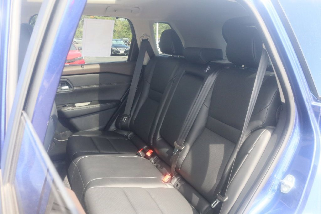 Used 2023 Nissan Rogue SV w/ SV Premium B Package AWD/4WD image 21