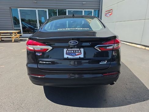 Used 2020 Ford Fusion SE FWD image 7