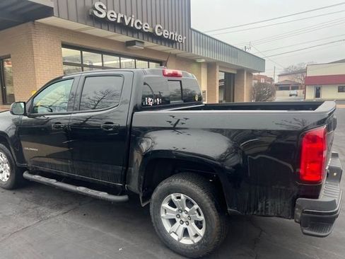 Used 2022 Chevrolet Colorado LT w/ LT Convenience Package image 5