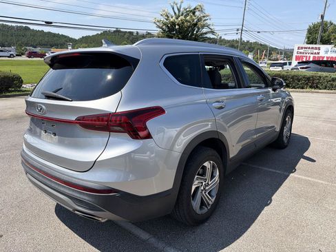 Used 2023 Hyundai Santa Fe SEL FWD image 3