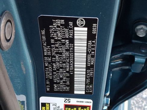 Used 2025 Toyota Camry SE image 26