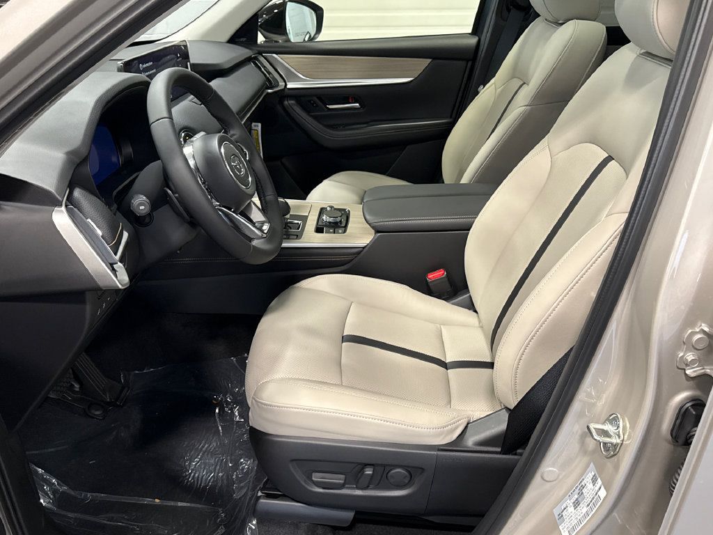 New 2026 MAZDA CX-90 3.3 Turbo w/ Premium Sport Pkg AWD/4WD image 5