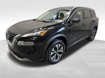 Used 2021 Nissan Rogue SV w/ Premium Package