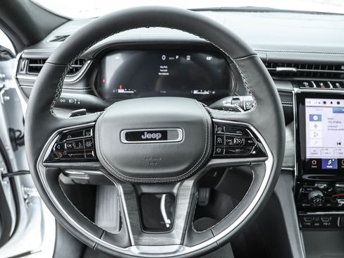 New 2025 Jeep Grand Cherokee Overland w/ Luxury Tech Group IV image 23