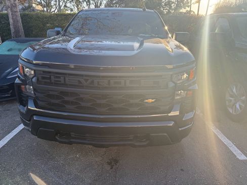 Used 2022 Chevrolet Silverado 1500 Custom image 8