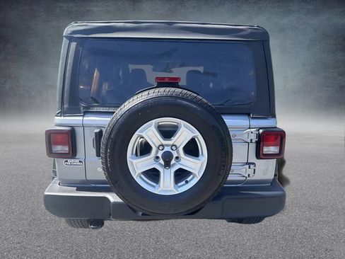 Used 2019 Jeep Wrangler Unlimited Sport S AWD/4WD image 6