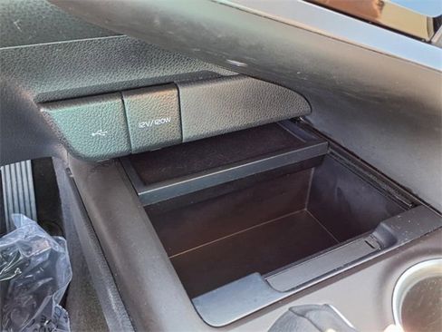 Used 2023 Toyota Camry LE image 68