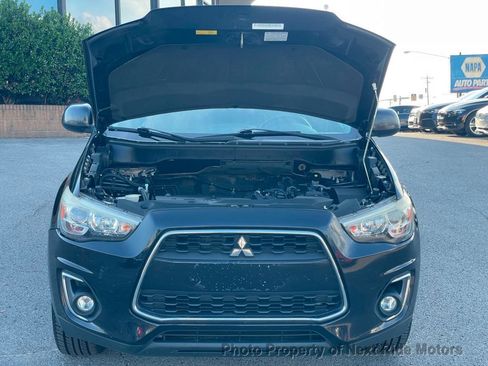 Used 2014 Mitsubishi Outlander Sport SE AWD/4WD image 32
