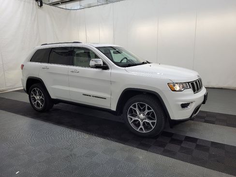 Used 2020 Jeep Grand Cherokee Limited AWD/4WD image 11