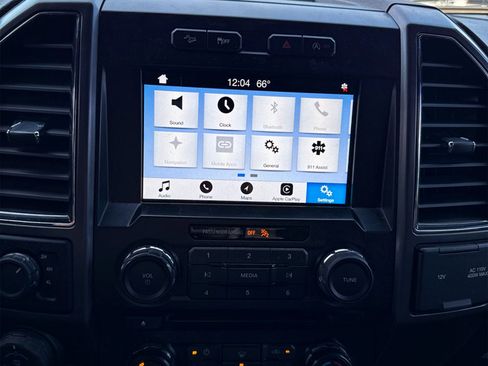 Used 2017 Ford F150 XLT w/ Equipment Group 302A Luxury image 28