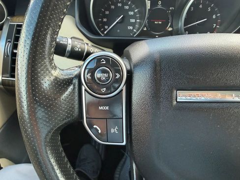 Used 2017 Land Rover Range Rover Sport HSE AWD/4WD image 31