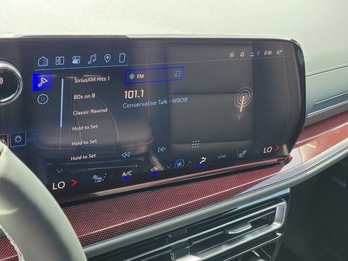 New 2026 Chevrolet Traverse Z71 w/ Enhanced Driving Package AWD/4WD image 28