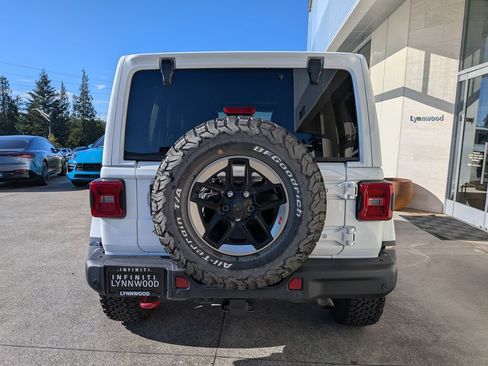 Used 2019 Jeep Wrangler Unlimited Rubicon AWD/4WD image 5
